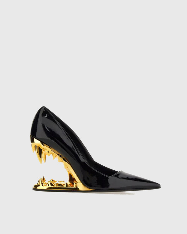 Antonia Wolf Tooth Pumps In Black