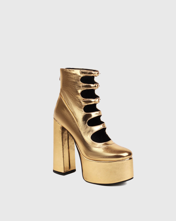 Barbara Cutout Buckle Platform Ankle Boots In Gold