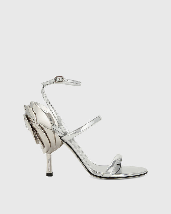 Edmonda Flower Strap Sandals In Silver