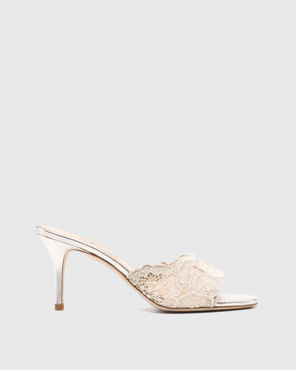 Eva Lace Sandals In Apricot