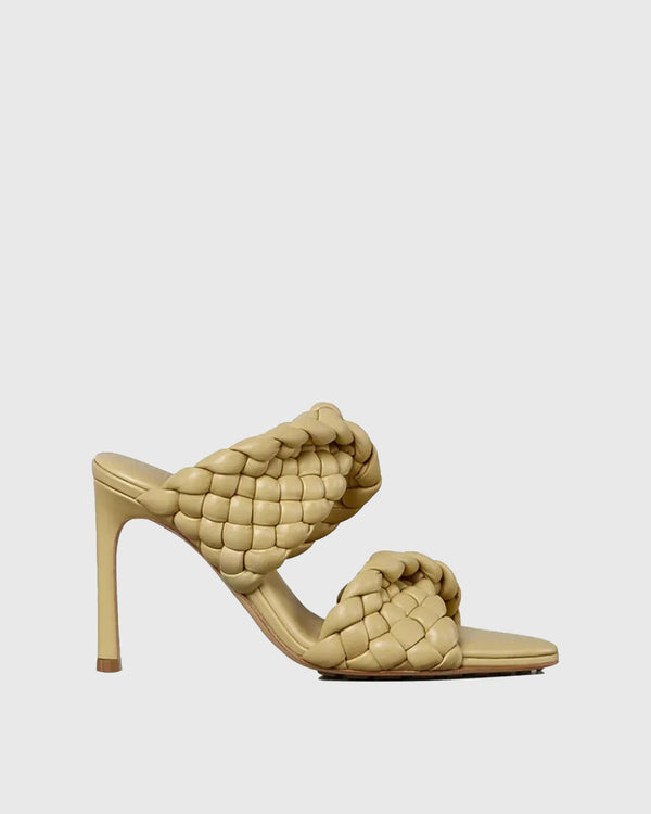 Giuseppa Woven Sandals In Apricot