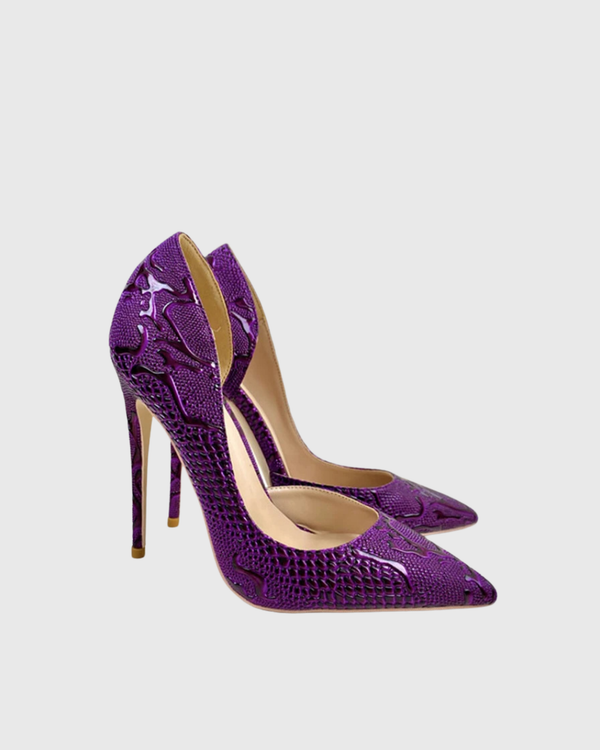 Sarla Vintage Snake Texture Pumps