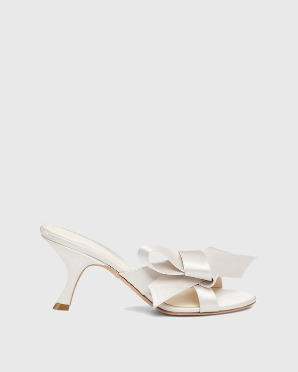 Savina Bow Slippers In White