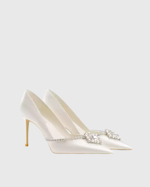 Vaike Rhinestone Stain Pumps In Cream